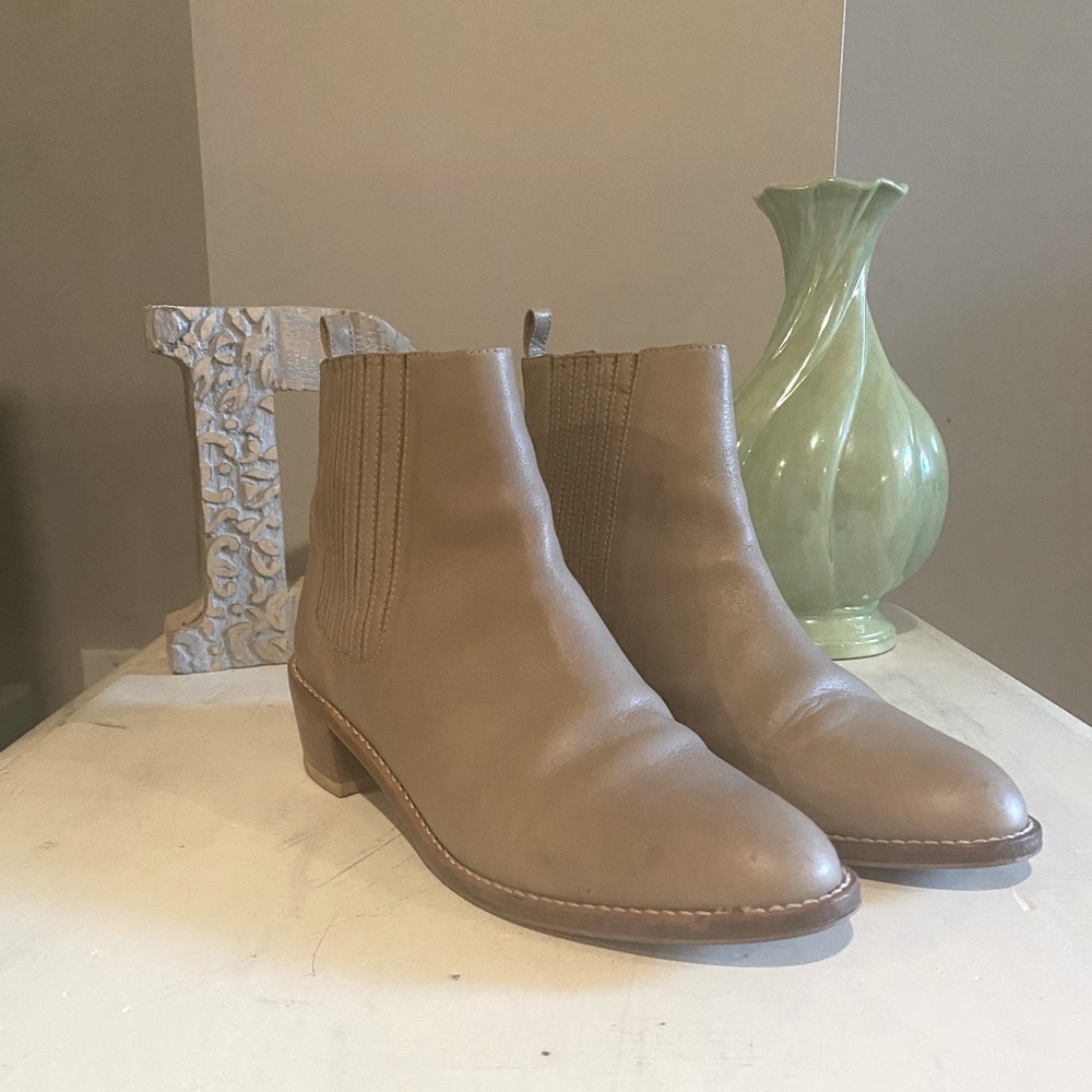 Loeffler Randall Stretch Leather Ankle Boots EUC - Picture 1 of 9